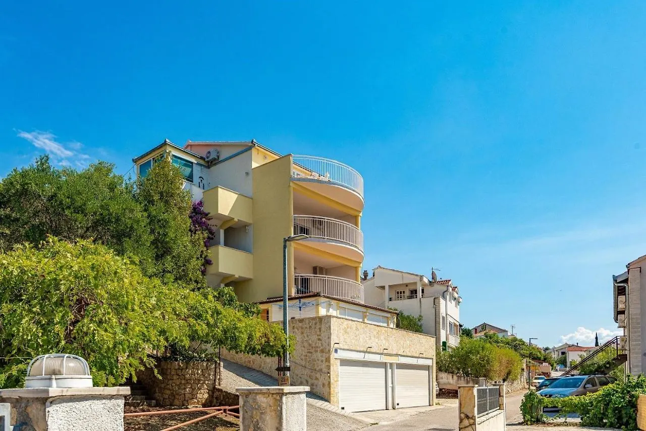 Six-Bedroom Villa With Sea View Nl Trogir 0*,