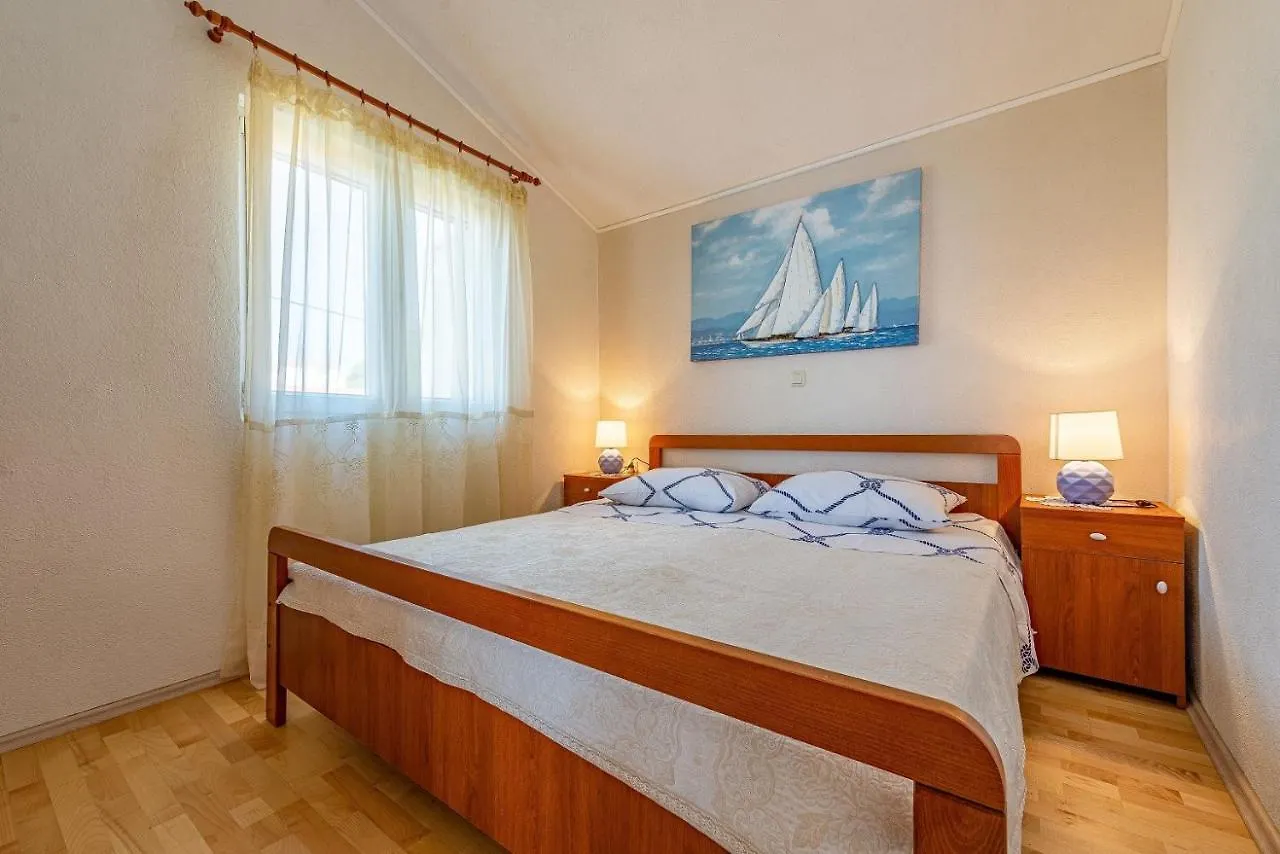Six-Bedroom Villa With Sea View Nl Trogir