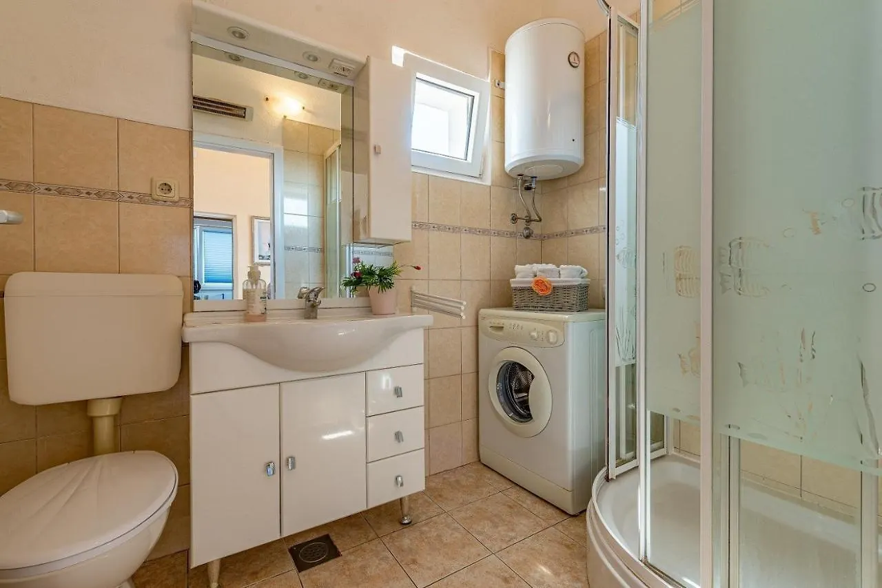 Six-Bedroom Villa With Sea View Nl Trogir