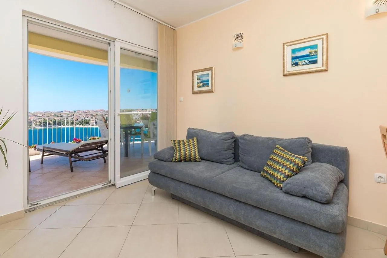 Six-Bedroom Villa With Sea View Nl Trogir